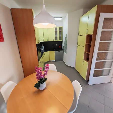 Vallelosca Garden 4* אופטיה