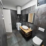 Гостевой дом Vallelosca Garden 4*